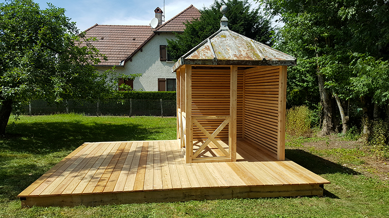 espace en bois sur mesure  dans le Jura pour repas 