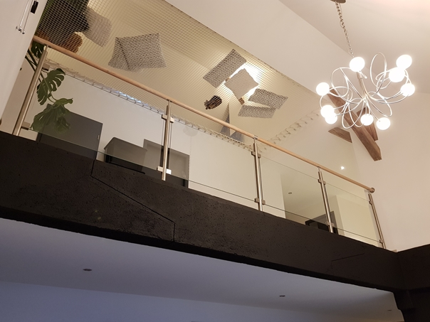 realisation espace mezzanine moderne menuiserie David Lievaux, création rampe d'escalier 