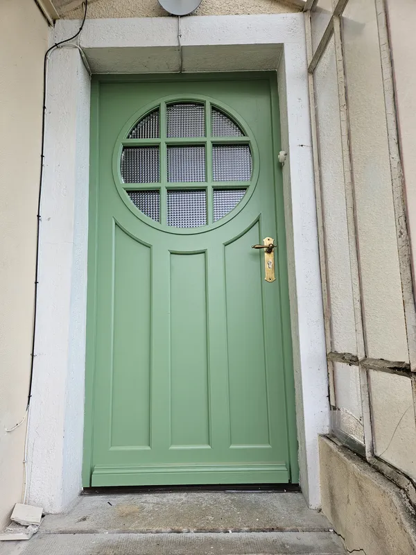 creation porte d'entrée et fenêtre sur mesure Poligny
