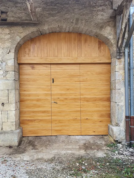 porte entrée, sur mesure grange Jura et doubs